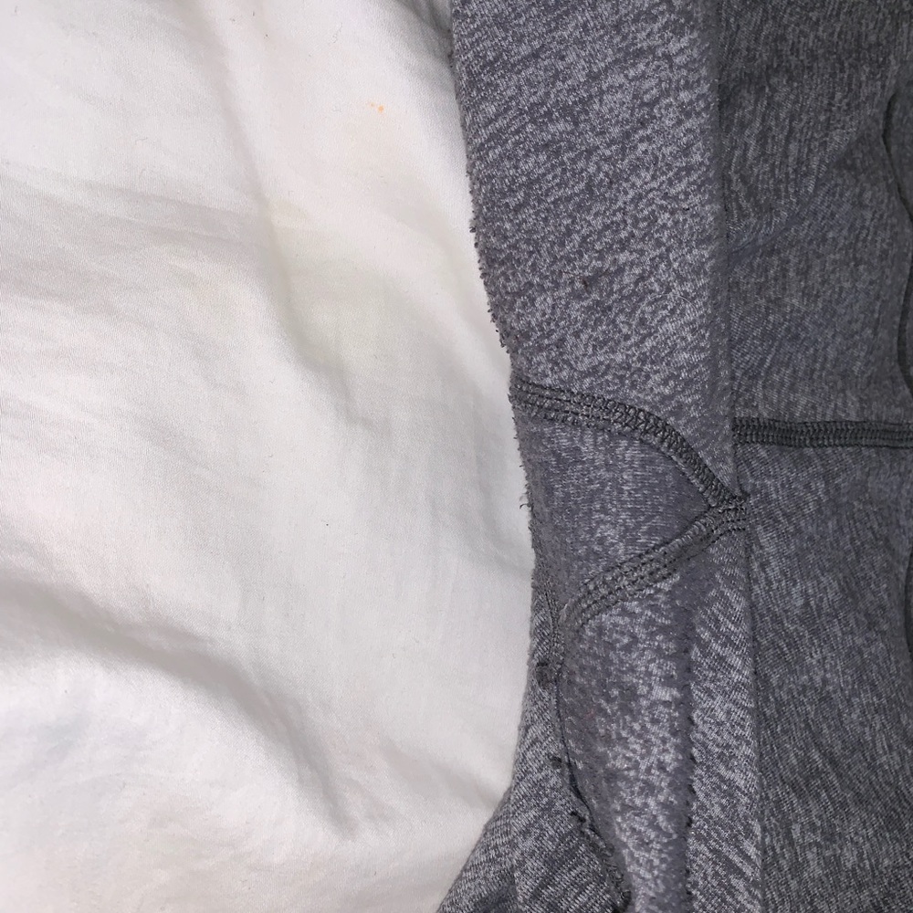 Lululemon heather grey leggings - Picture 6 of 8